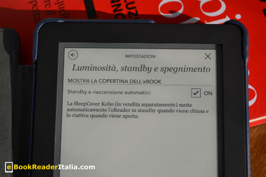 Il pannello di controllo dove configurare l'accensione e spegnimento automatico del Kobo Glo