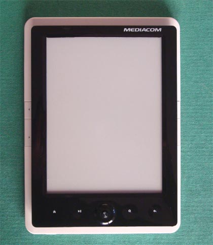 Nilox Cosmo PocketBook 2.0 a confronto con un Mediacom JerryBook