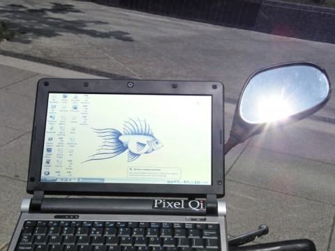 Schermi Pixel-Qi ben visibili anche sotto il sole