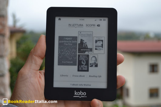 La home screen del Kobo Mini mostra gli ultimi 5 libri aperti o acquistati. Da qui si accede alla propria libreria personale e all'intero catalogo ebook Mondadori